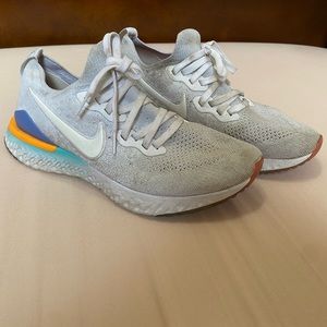 Nike epic react flyknit 2. Size 9
